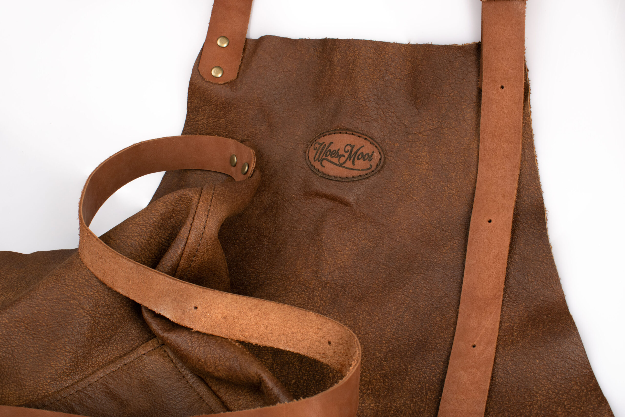 WOES MOOI APRON - DARK BROWN